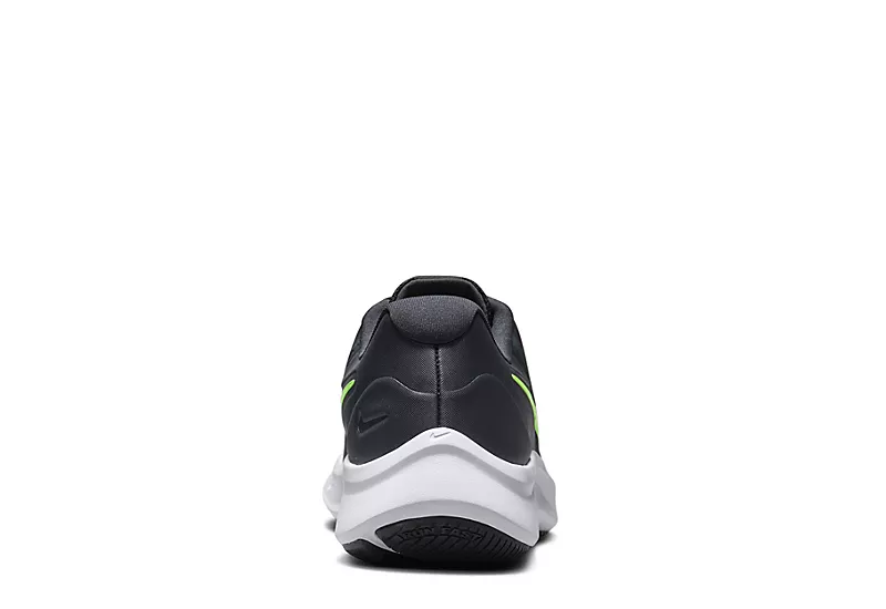Nike Boys Star Runner Sneaker - Black 4 Nike Boys Star Runner Sneaker - Black - Image 4