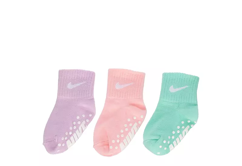Nike Girls Ankle Socks With Grips 3 Pairs - Lilac 1 Nike Girls Ankle Socks With Grips 3 Pairs - Lilac